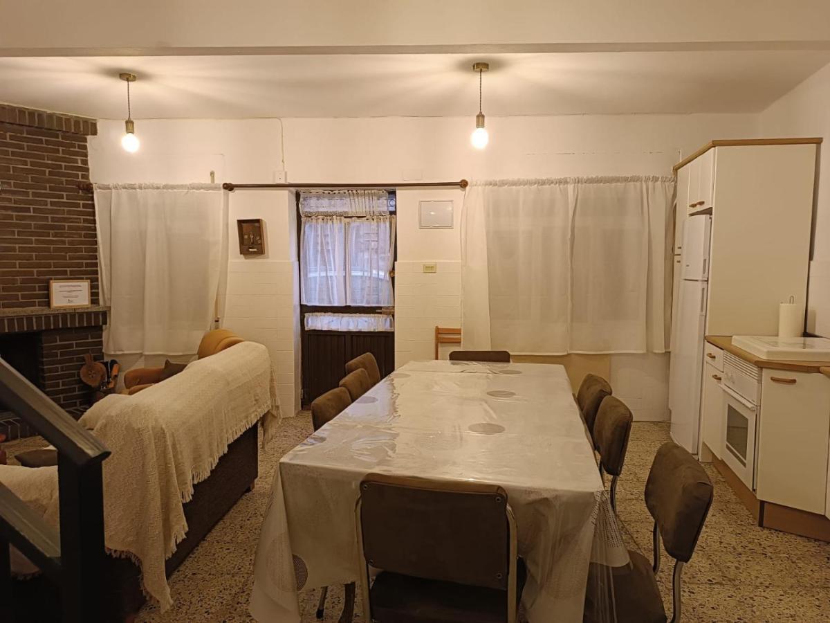 Casa De Pueblo Cerca De Gredos Y Navaluenga Holiday home *